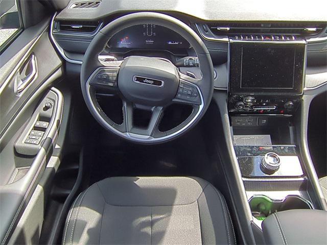 new 2025 Jeep Grand Cherokee L car, priced at $40,718