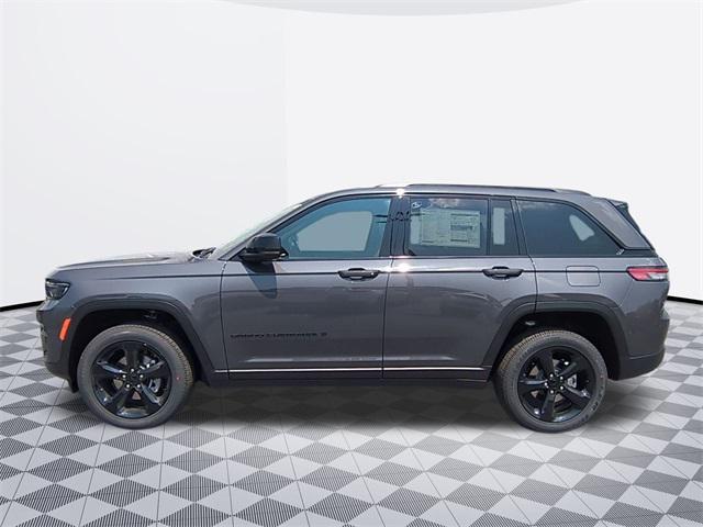 new 2025 Jeep Grand Cherokee car, priced at $44,159