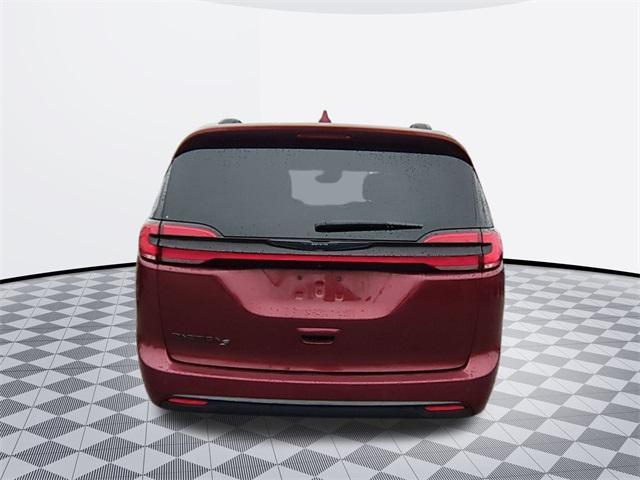 used 2021 Chrysler Pacifica car, priced at $22,500