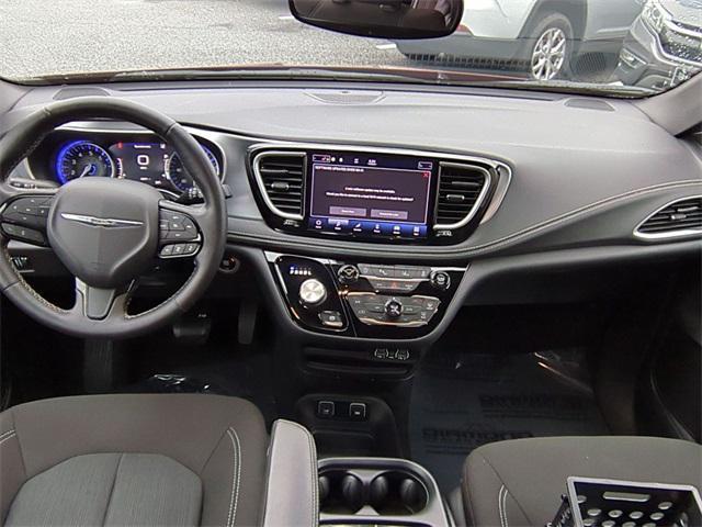 used 2021 Chrysler Pacifica car, priced at $22,500