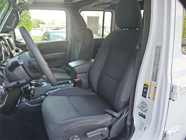 used 2023 Jeep Gladiator car, priced at $30,000