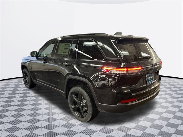 new 2025 Jeep Grand Cherokee car, priced at $42,063