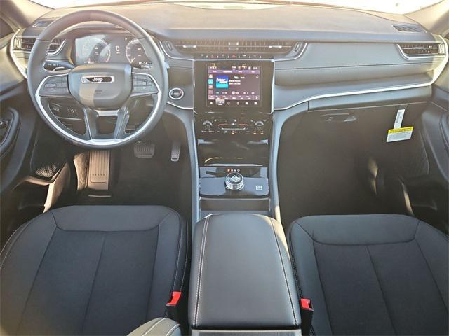 new 2025 Jeep Grand Cherokee car, priced at $32,856