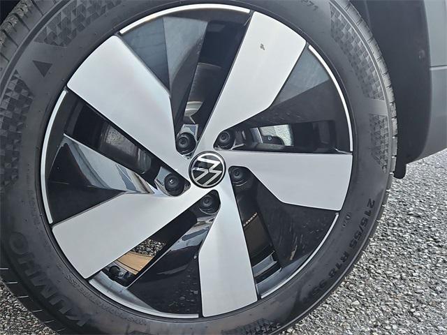 used 2024 Volkswagen Taos car, priced at $22,900