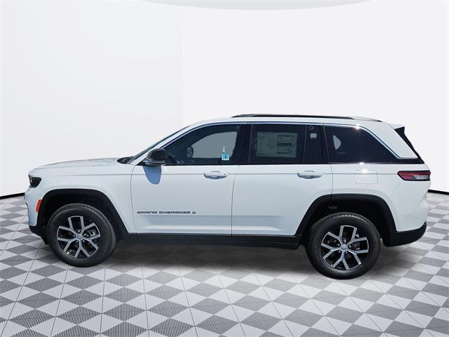new 2025 Jeep Grand Cherokee car, priced at $43,669