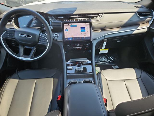 new 2025 Jeep Grand Cherokee car, priced at $43,669