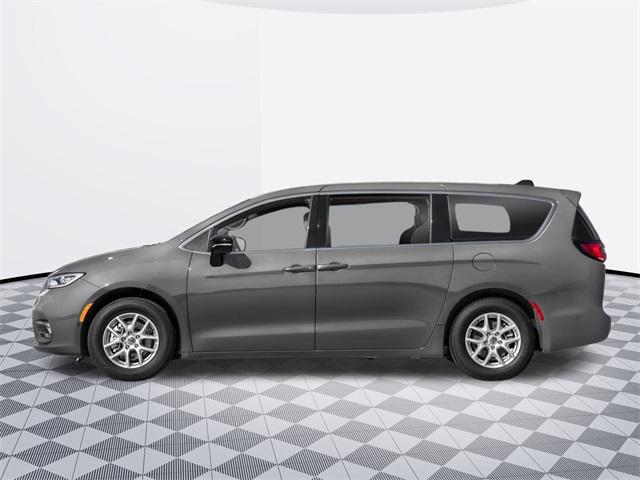 new 2025 Chrysler Pacifica car, priced at $42,732