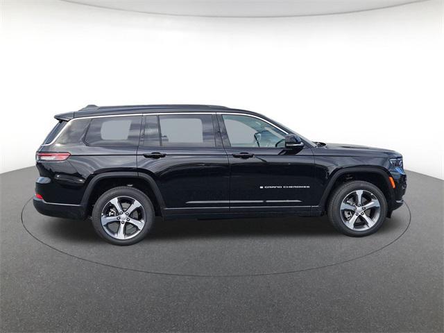 new 2025 Jeep Grand Cherokee L car, priced at $47,272