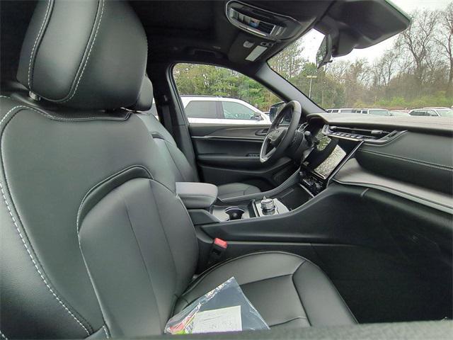 new 2025 Jeep Grand Cherokee L car, priced at $40,219