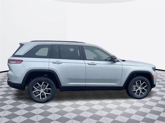 new 2025 Jeep Grand Cherokee car, priced at $46,256