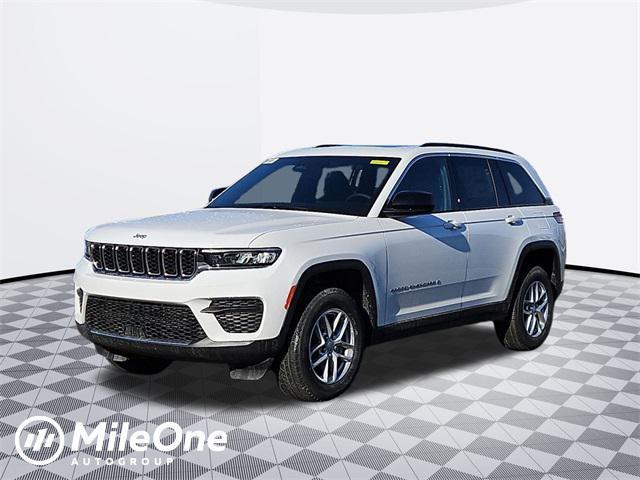 new 2025 Jeep Grand Cherokee car, priced at $37,745