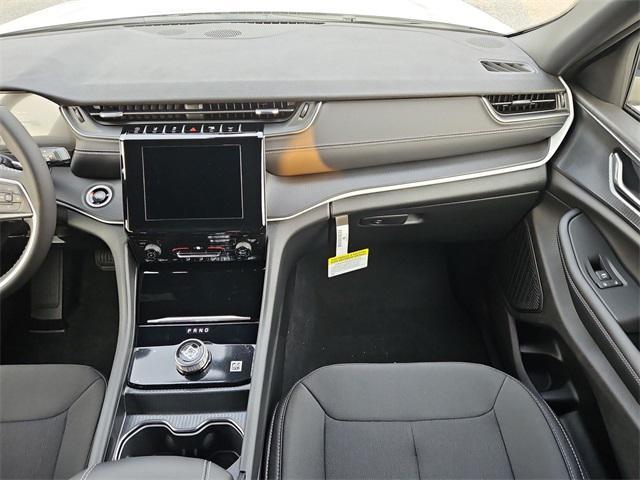 new 2025 Jeep Grand Cherokee car, priced at $37,329