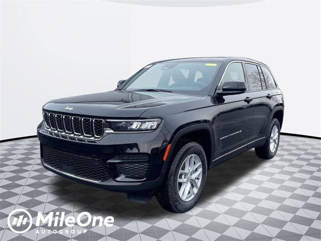 new 2025 Jeep Grand Cherokee car, priced at $40,532