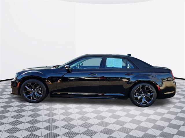 used 2022 Chrysler 300 car, priced at $25,000