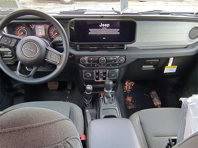 new 2025 Jeep Gladiator car, priced at $40,747
