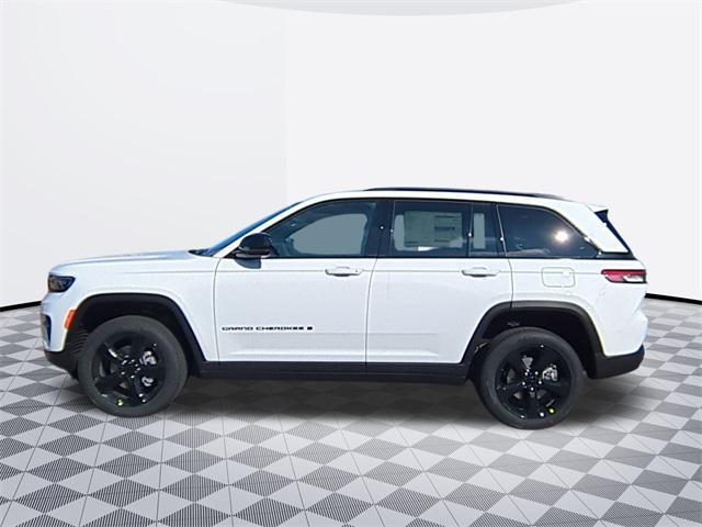 new 2025 Jeep Grand Cherokee car, priced at $43,577