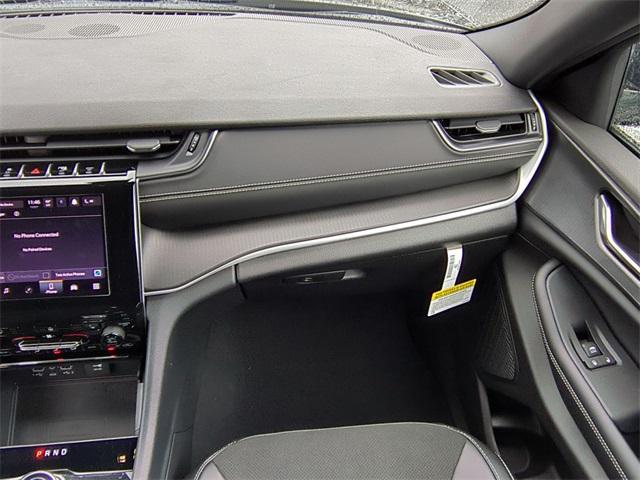 new 2025 Jeep Grand Cherokee L car, priced at $42,793
