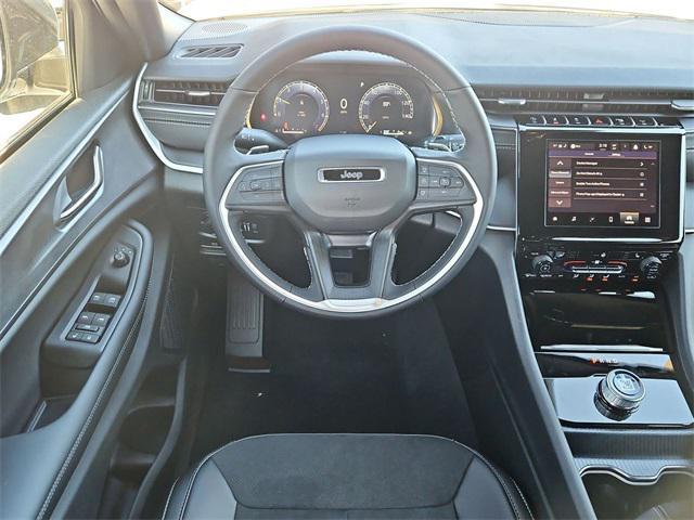 new 2025 Jeep Grand Cherokee car, priced at $34,622