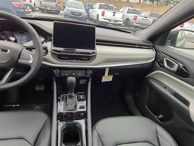new 2025 Jeep Compass car, priced at $34,233