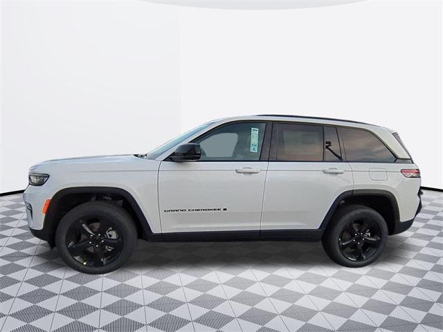 new 2025 Jeep Grand Cherokee car, priced at $50,806