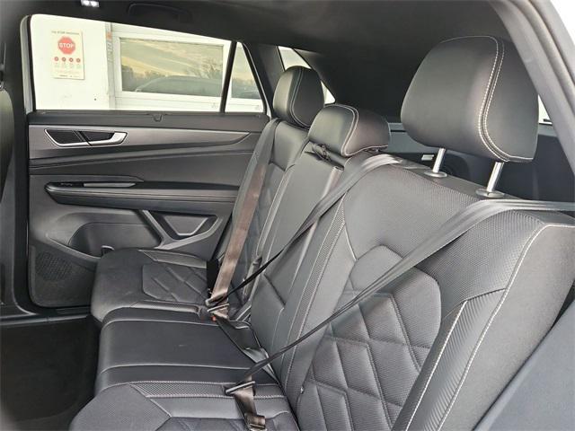 used 2025 Volkswagen Atlas Cross Sport car, priced at $36,400