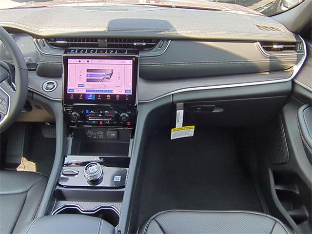 new 2025 Jeep Grand Cherokee car, priced at $46,838