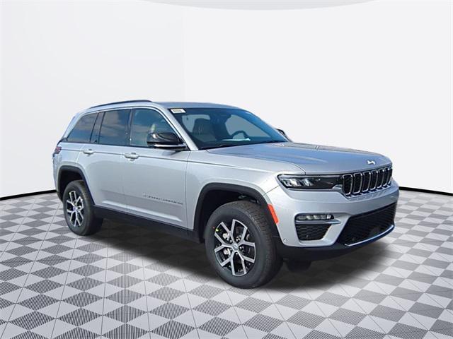 new 2025 Jeep Grand Cherokee car, priced at $46,638