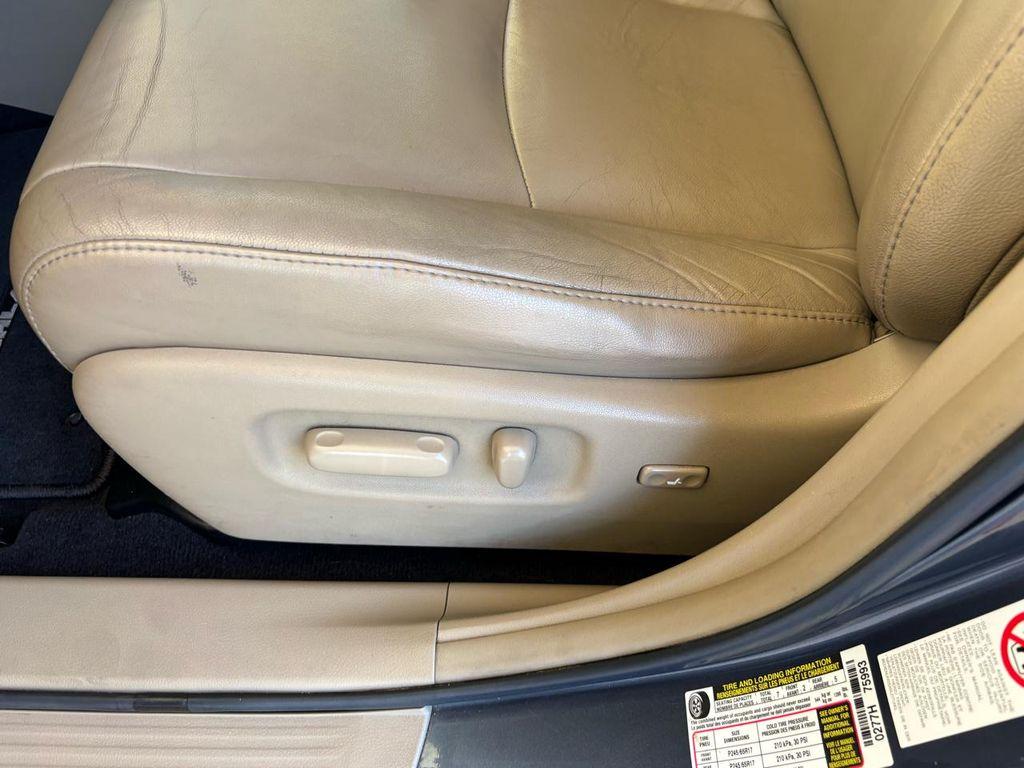 used 2011 Toyota Highlander car, priced at $14,998