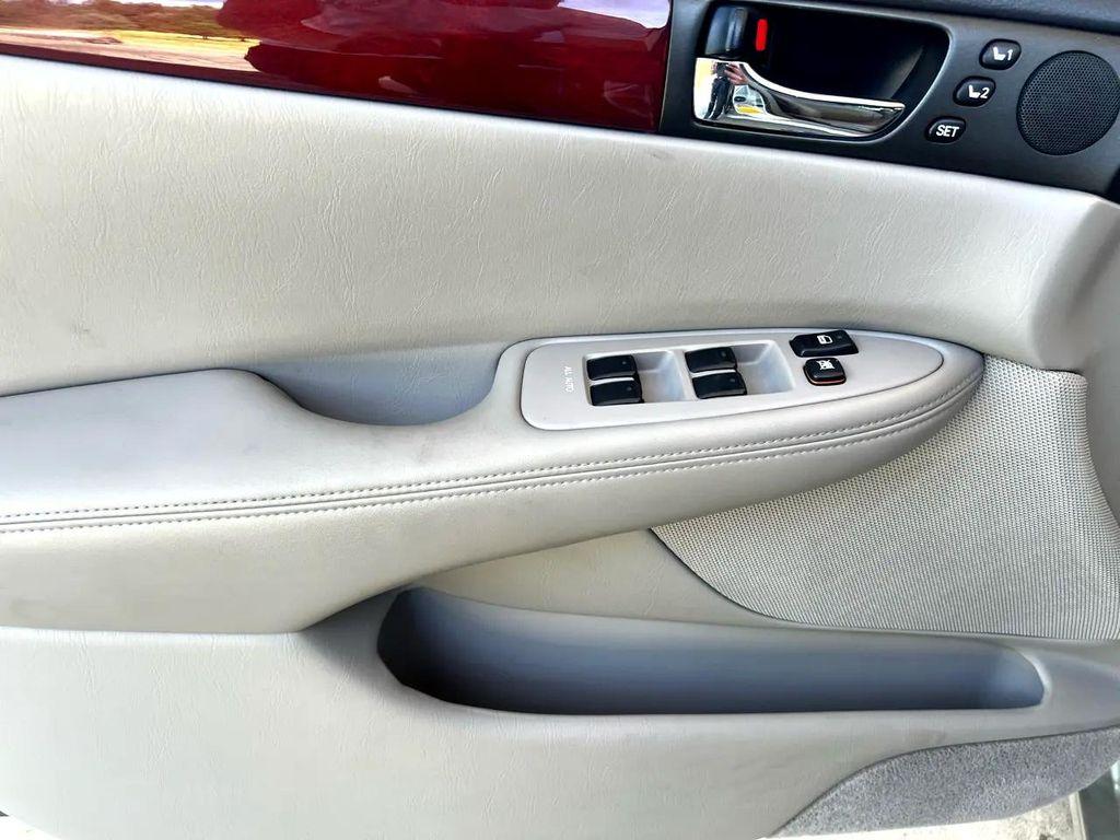 used 2002 Lexus ES 300 car, priced at $11,998