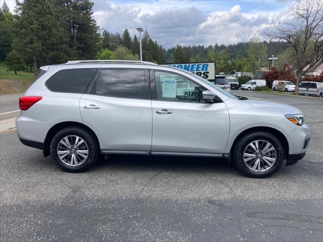 used 2020 Nissan Pathfinder car, priced at $24,998