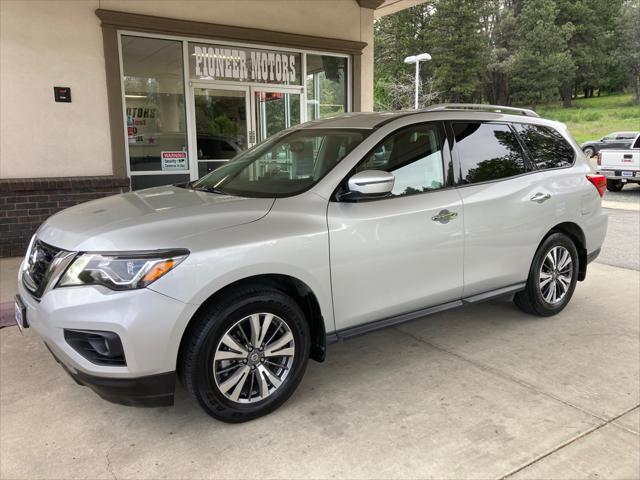 used 2020 Nissan Pathfinder car, priced at $24,998