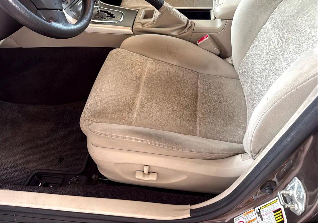 used 2009 Subaru Legacy car, priced at $5,998