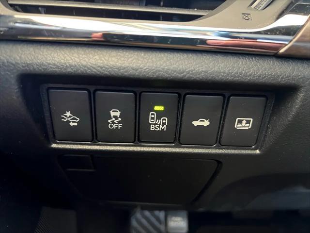 used 2016 Toyota Avalon Hybrid car, priced at $22,998