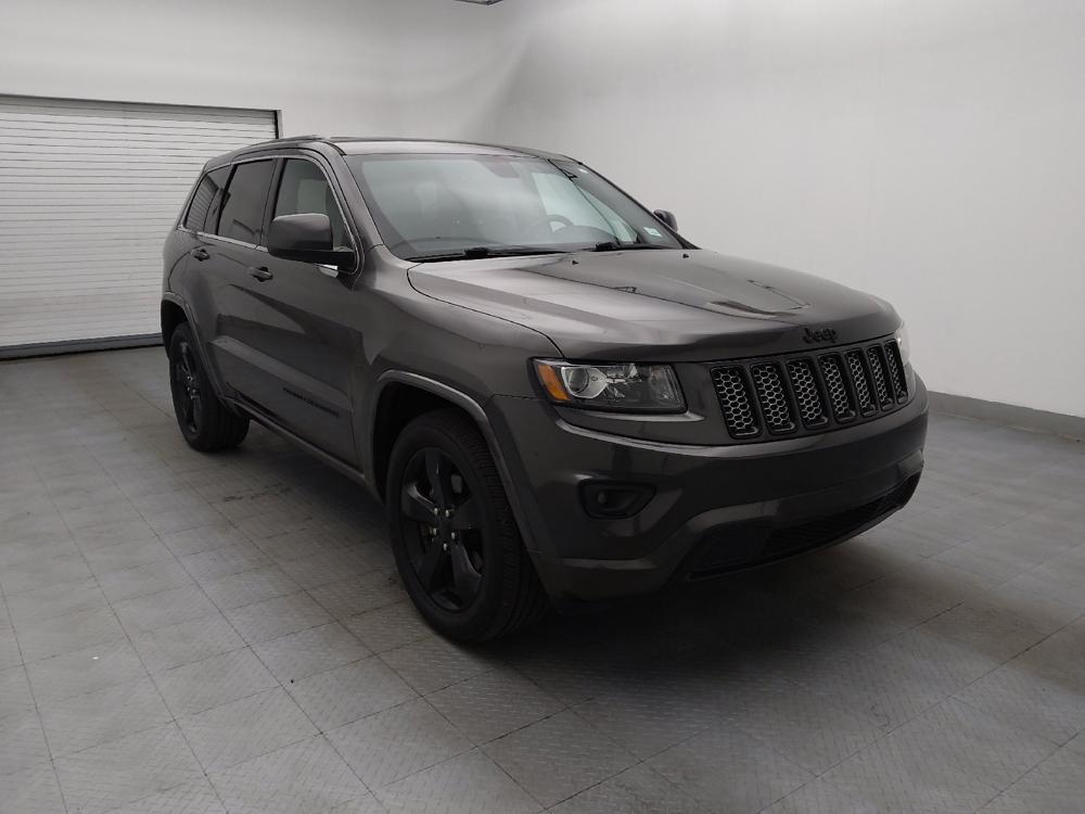 used 2015 Jeep Grand Cherokee car, priced at $17,195