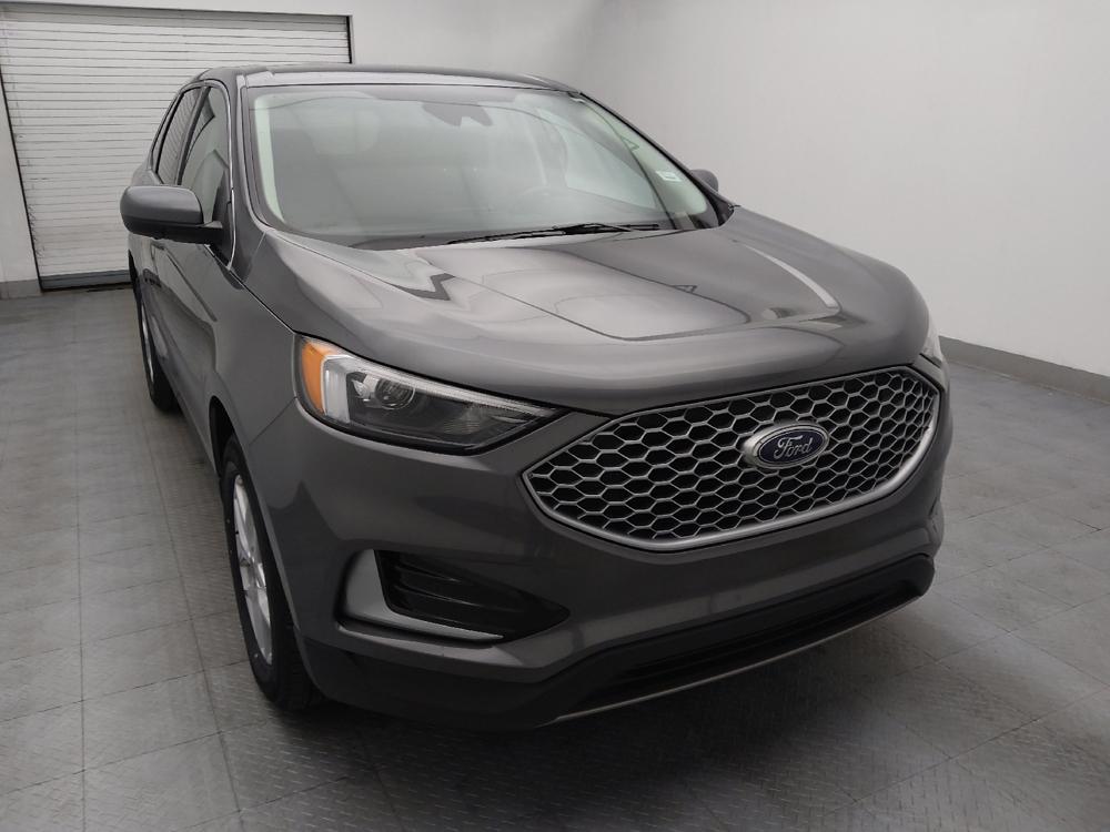 used 2024 Ford Edge car, priced at $26,295