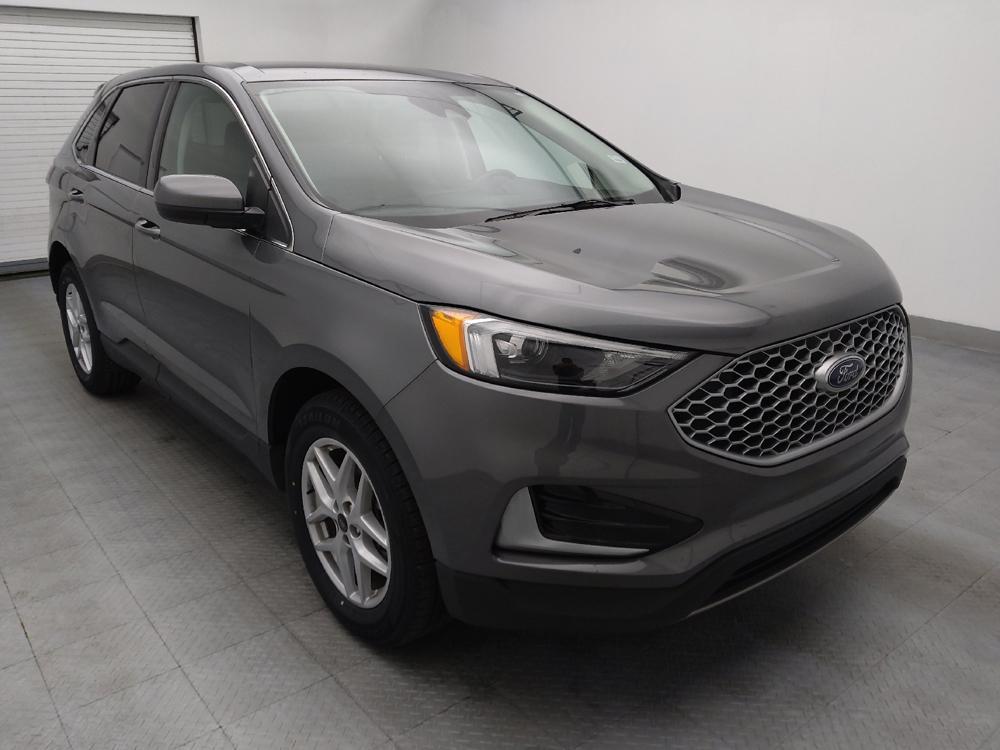 used 2024 Ford Edge car, priced at $26,295