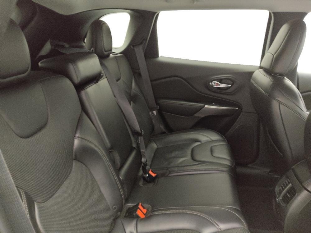 used 2019 Jeep Cherokee car, priced at $20,895