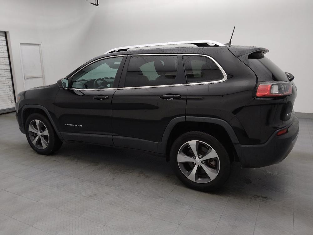 used 2019 Jeep Cherokee car, priced at $20,195