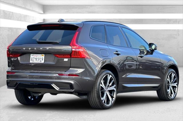 used 2022 Volvo XC60 Recharge Plug-In Hybrid car, priced at $31,789