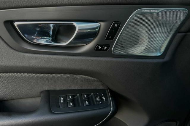 used 2022 Volvo XC60 Recharge Plug-In Hybrid car, priced at $31,789