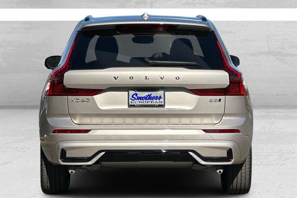 new 2026 Volvo XC60 car, priced at $58,425
