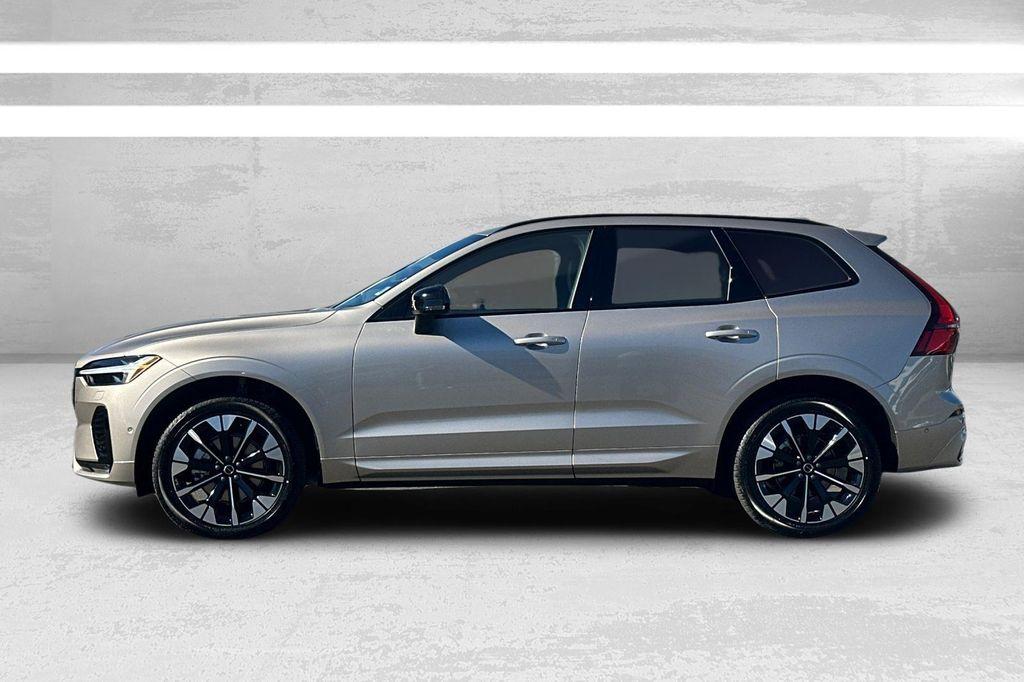 new 2026 Volvo XC60 car, priced at $58,425