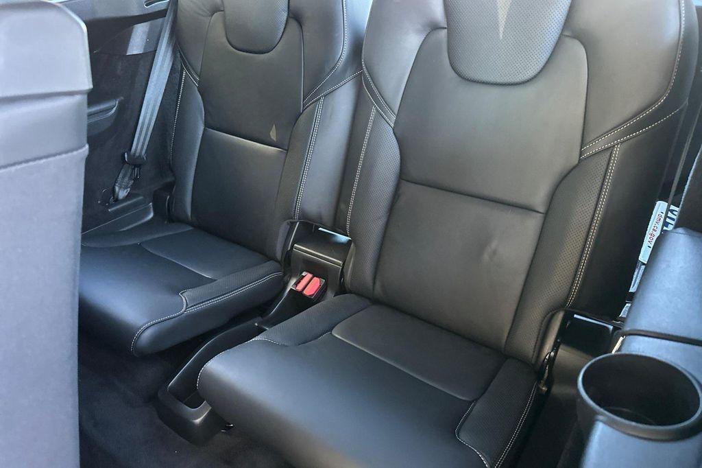 used 2021 Volvo XC90 Recharge Plug-In Hybrid car, priced at $33,177