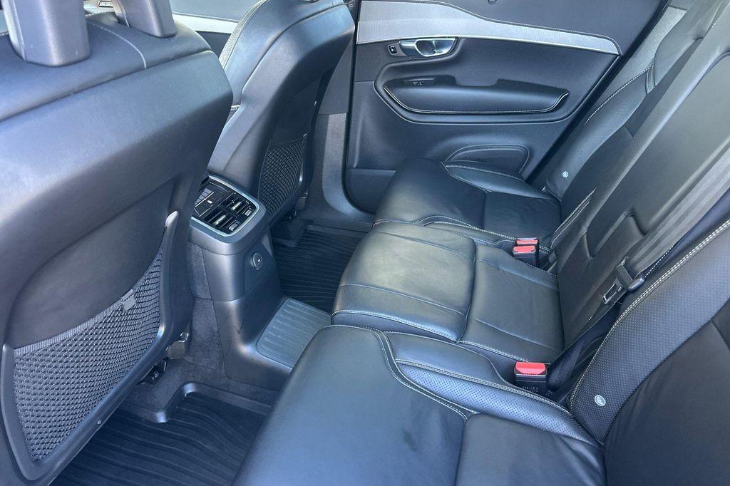 used 2021 Volvo XC90 Recharge Plug-In Hybrid car, priced at $33,177