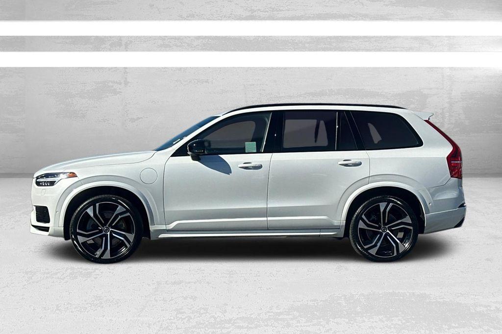 used 2021 Volvo XC90 Recharge Plug-In Hybrid car, priced at $33,177