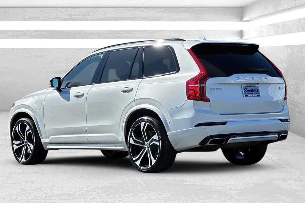 used 2021 Volvo XC90 Recharge Plug-In Hybrid car, priced at $33,177