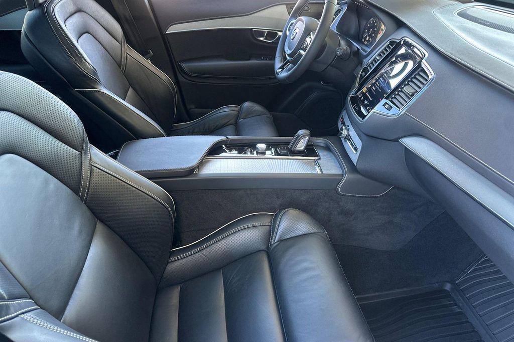 used 2021 Volvo XC90 Recharge Plug-In Hybrid car, priced at $33,177