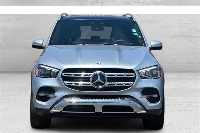 new 2025 Mercedes-Benz GLE 450 car, priced at $80,660