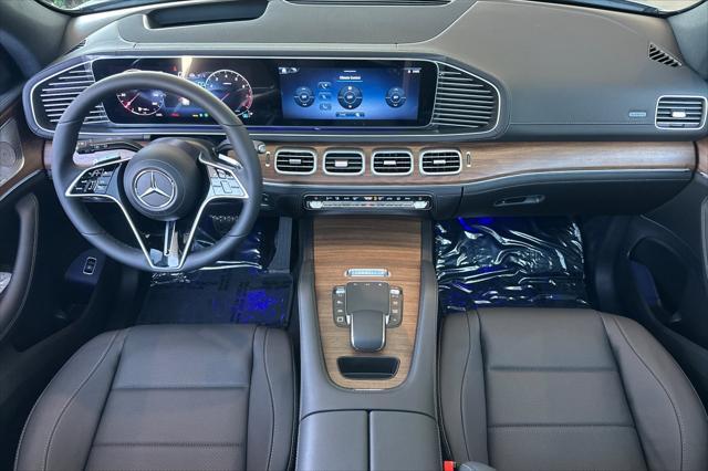 new 2025 Mercedes-Benz GLE 450 car, priced at $80,660