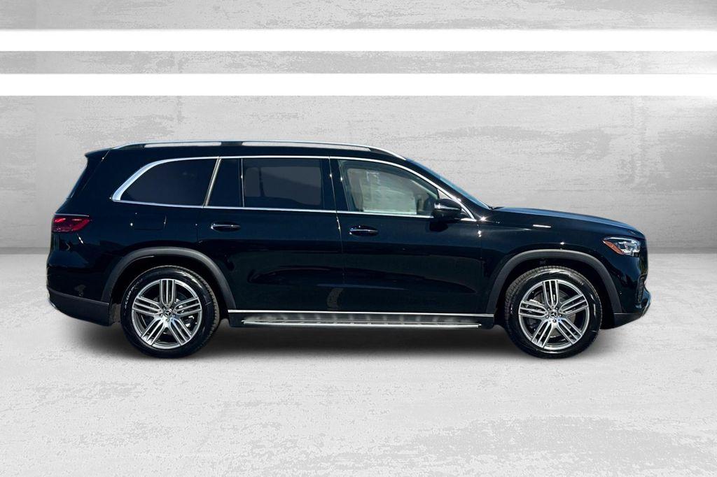 new 2026 Mercedes-Benz GLS 450 car, priced at $93,615